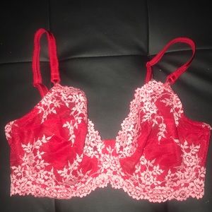 Wacoal unlined lace bra 36DD